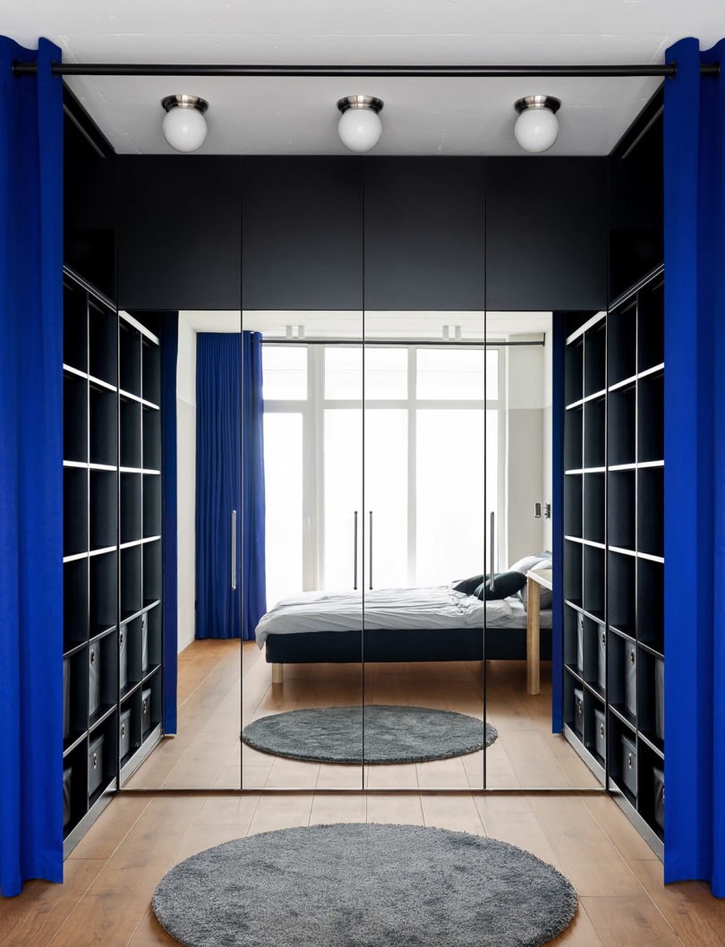 使用蓝幕分隔，基辅紧凑的65平米公寓
