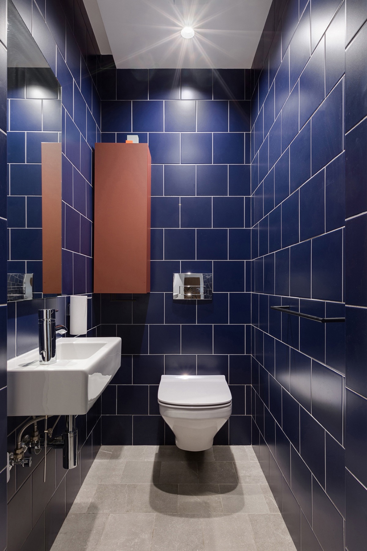 blue-bathroom-tiles.jpg