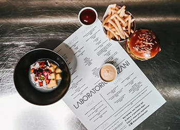 圆点创造充满艺术和创意的流动空间：Laboratorio Lanzani餐厅品牌设计