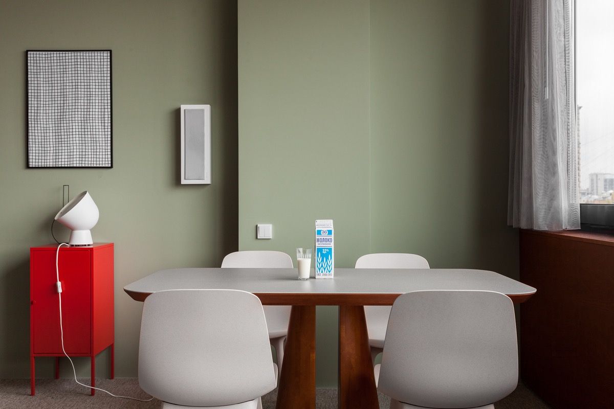 sage-green-dining-room-600x400.jpg