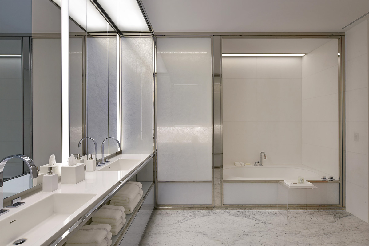 double-sink-bathroom-vanity-2-600x401.jp