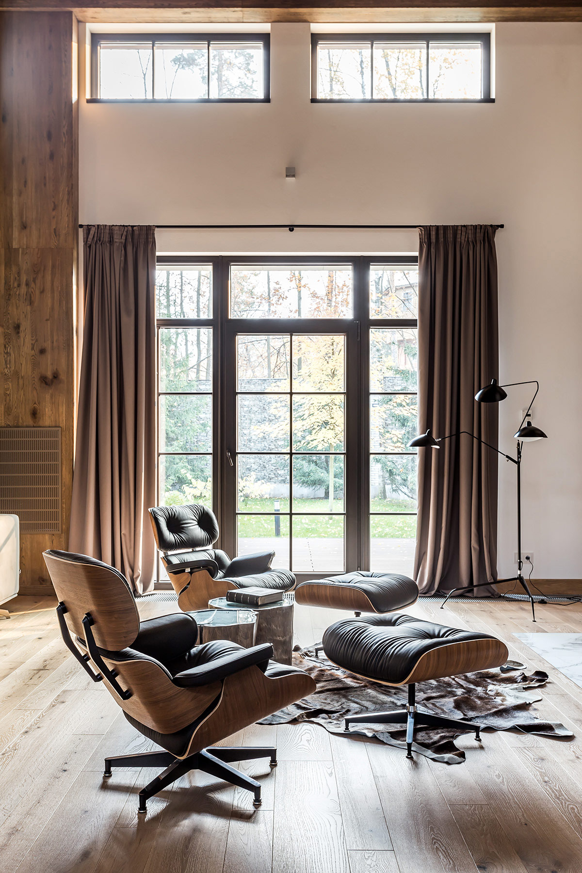 Eames-lounge-chairs.jpg