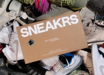 SNEAKRS运动品牌VI设计