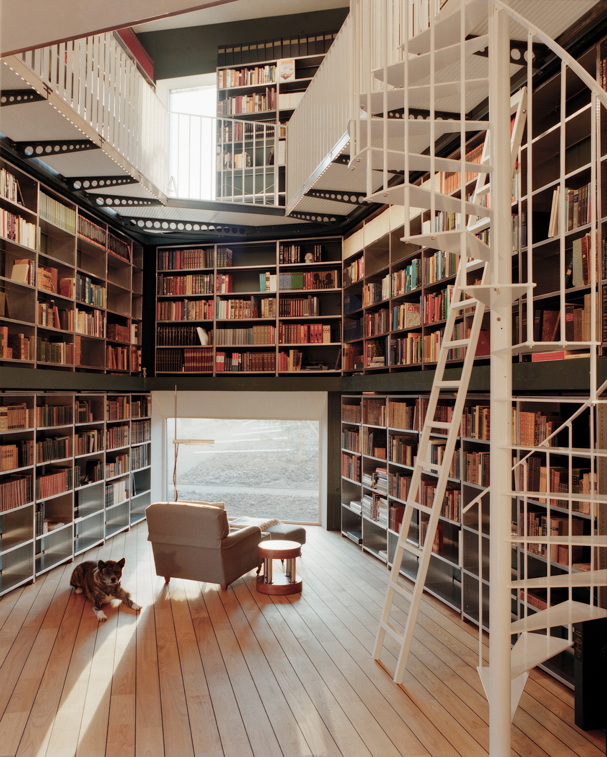 书海中徜徉！51个家庭图书馆设计