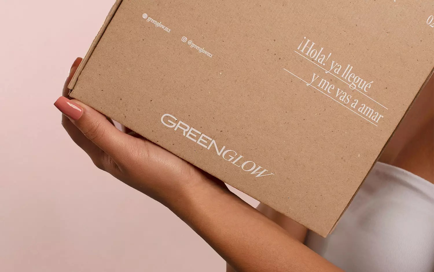 GreenGlow彩妆品牌视觉设计