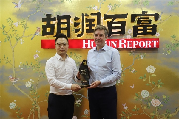 Der·1863荣获2022胡润「中国高端地板市场最佳表现品牌」
