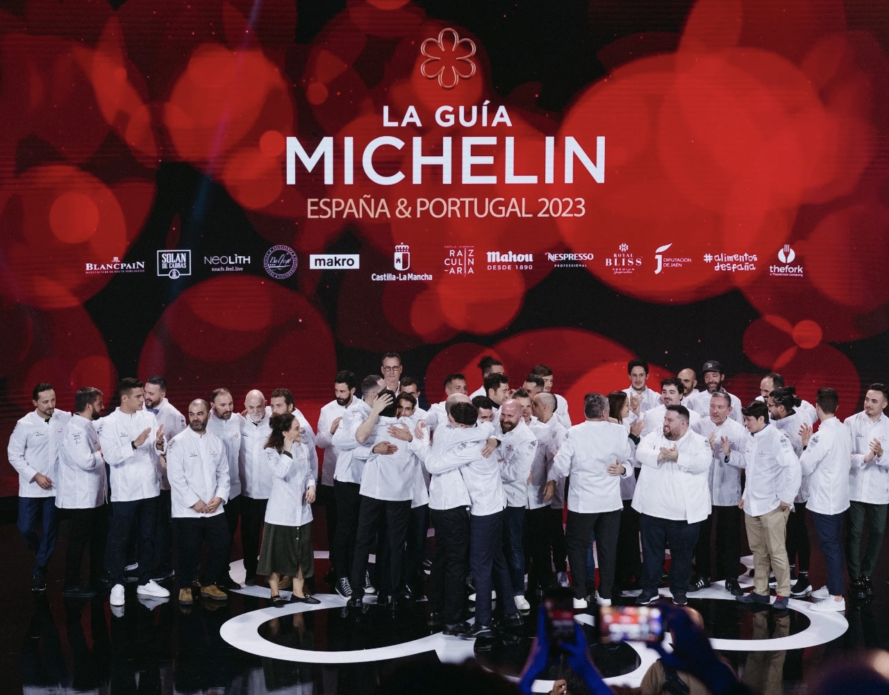 非凡餐厅节年度盛典即将来袭，携手德赛斯岩板打造设计与多元化品牌发展篇章