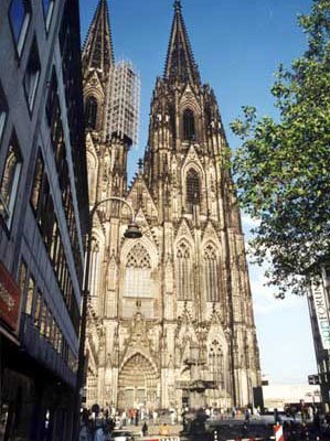 欧洲中世纪教堂建筑艺术