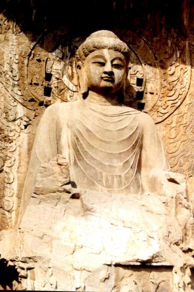 中国佛教三大石窟:龙门石窟