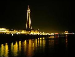 如何拍摄夜晚的霓虹灯