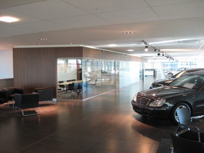 挪威奥斯陆奔驰汽车4S店室内和建筑欣赏