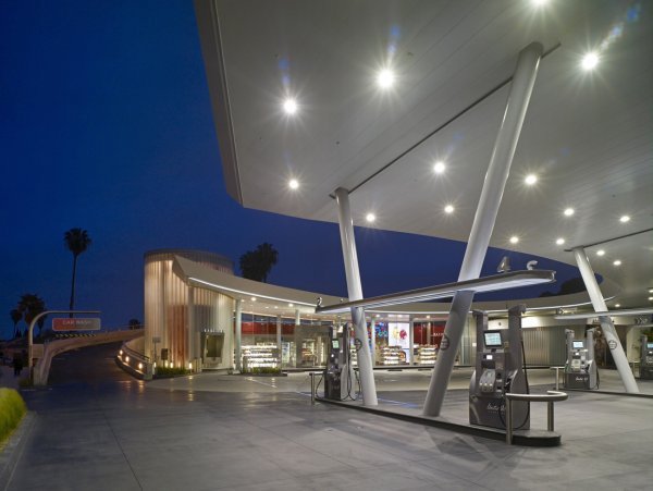 洛杉矶极其漂亮的加油站设计