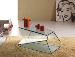 一组国外玻璃茶几设计欣赏