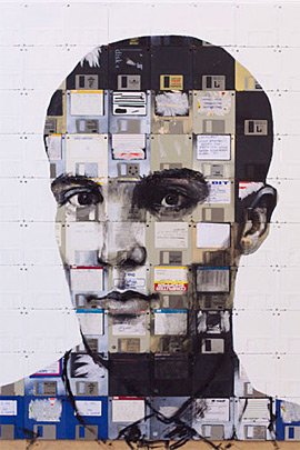 英国艺术家Nick Gentry: 电脑磁盘上的肖像画