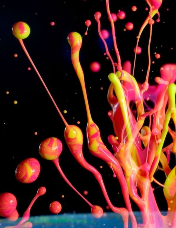 高速摄影欣赏：彩色液体溅起的浪花