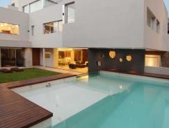 漂亮的室外泳池：Devoto豪华住宅设计