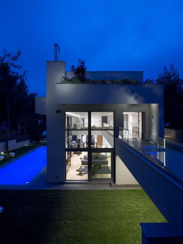 希腊现代别墅设计: 室内与室外的有机融合