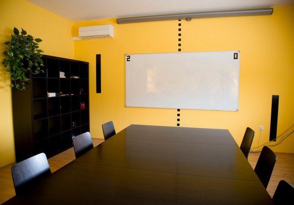 3FS工作室色彩丰富的办公空间设计