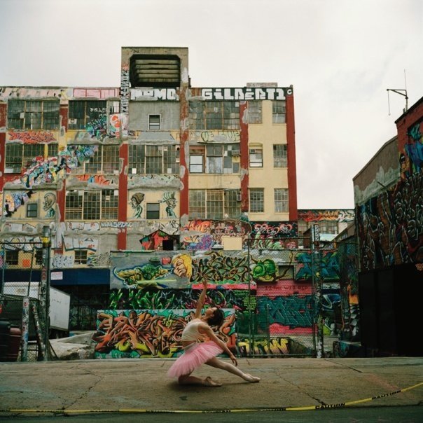 足尖上的城市: Dane Shitagi摄影作品