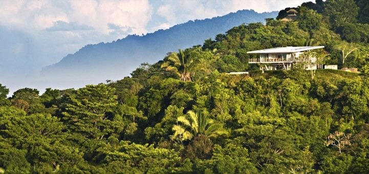 座落在哥斯达黎加热带丛林中的住宅设计
