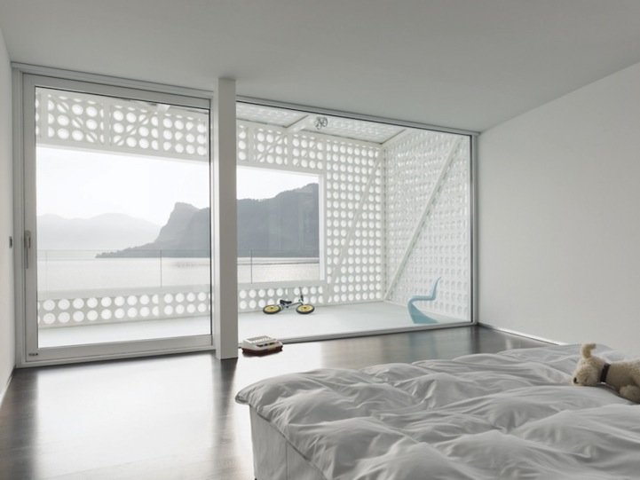 O HOUSE: 瑞士白色豪华两层别墅