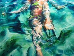 英國畫家SarahHarvey：逼真的水下游泳者繪畫作品