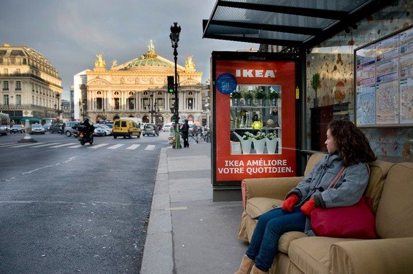 创意十足：宜家巴黎候车亭广告