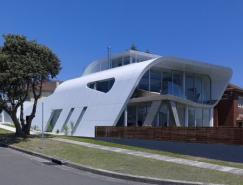 复古与现代元素的结合：Moebius住宅设计