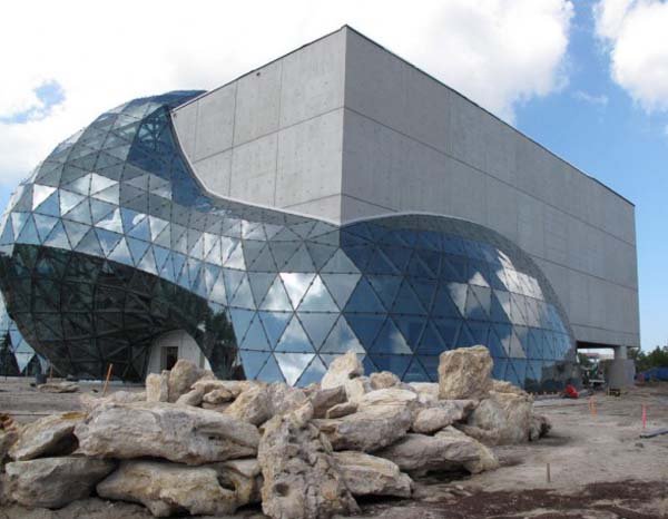 建筑欣赏：萨尔瓦多·达利博物馆