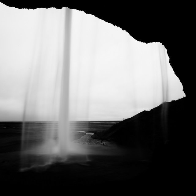 Michel Rajkovic黑白长曝光摄影：冰岛的水