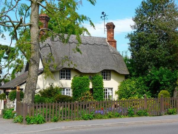 英国童话般的乡间茅屋