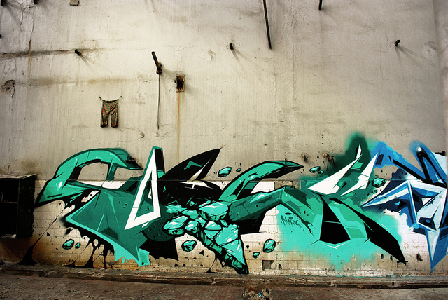 Sobekcis多彩街头涂鸦艺术作品