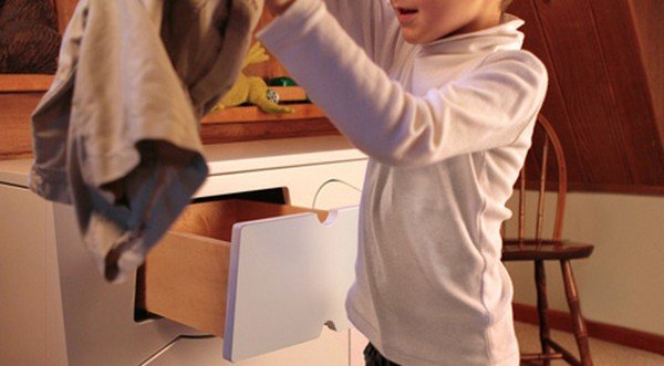 告别凌乱：有趣实用的儿童衣柜