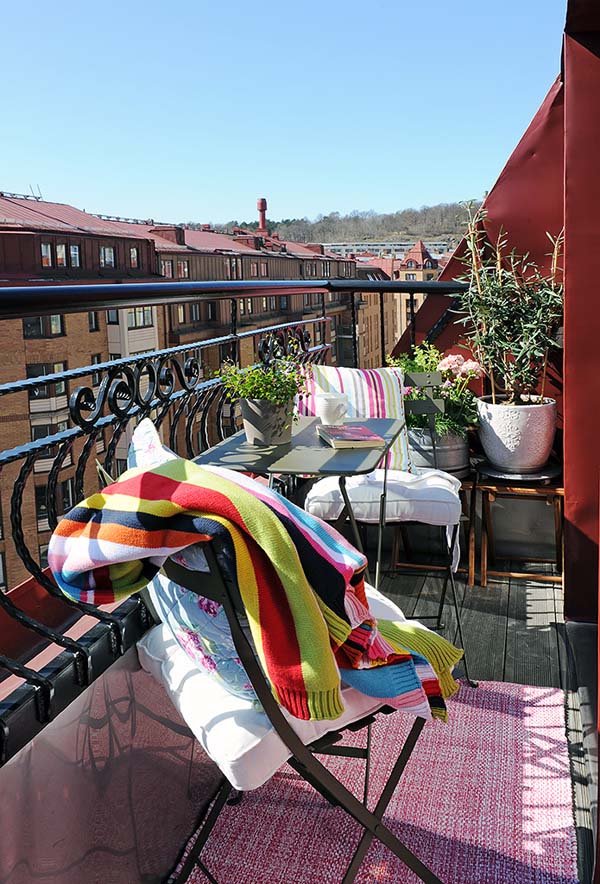 哥德堡舒适的顶层公寓设计