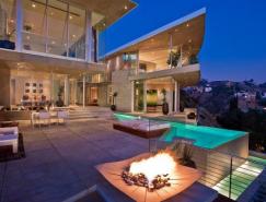 俯瞰洛杉矶全景：日落大道豪华别墅