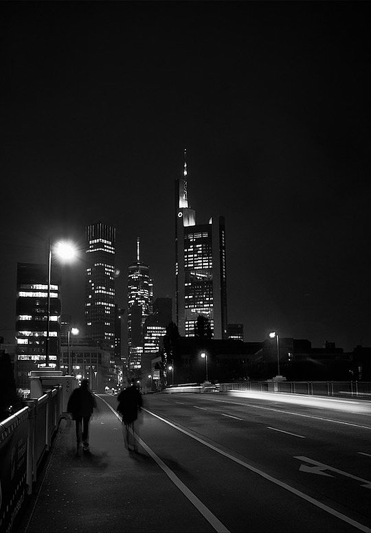 摄影欣赏：迷人的城市夜色