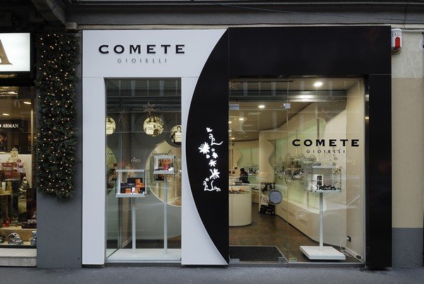 米兰Comete珠宝店室内设计