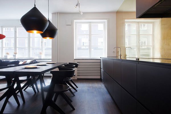 开放的布局空间：斯德哥尔摩公寓设计