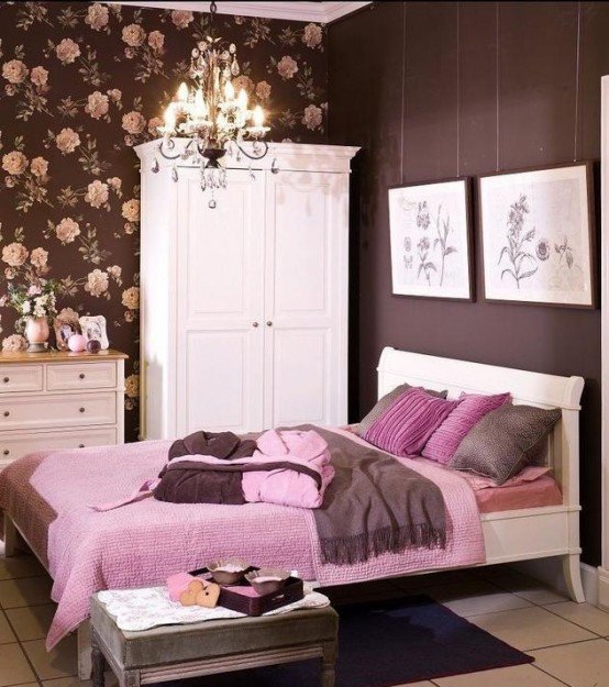 粉红和巧克力色搭配的少女卧室