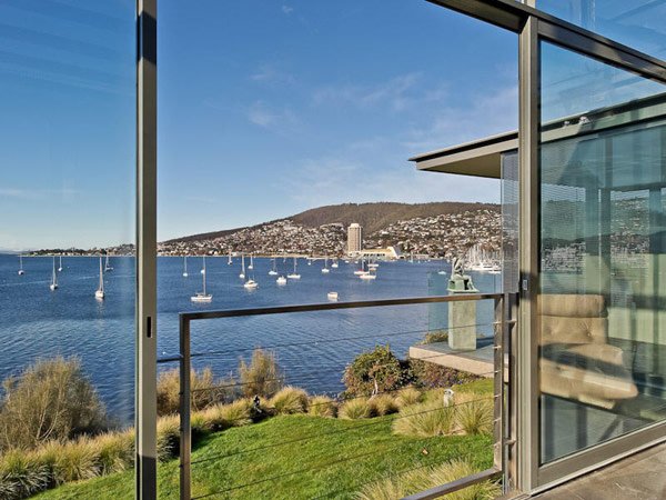 澳大利亚Kay House玻璃透明住宅设计