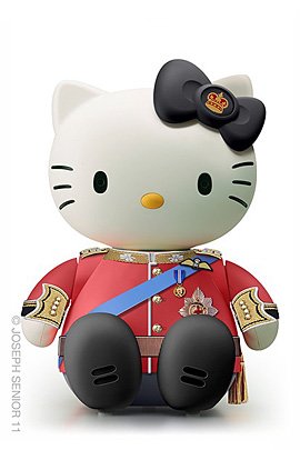 Joseph Senior的超酷Hello Kitty玩偶