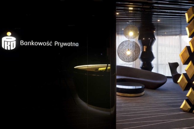 波兰PKO私人银行室内设计