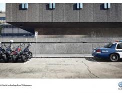 广告欣赏：大众Park&nbsp;Assist自动泊车辅助系统