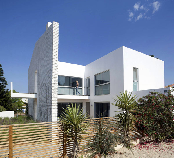 以色列House N现代极简风格住宅设计