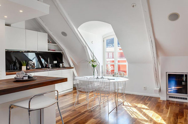 斯德哥尔摩6米高复式阁楼公寓设计