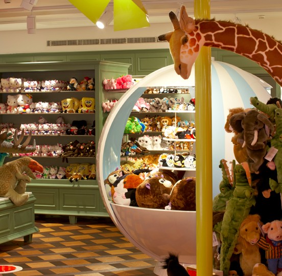 伦敦Harrods百货公司玩具商店