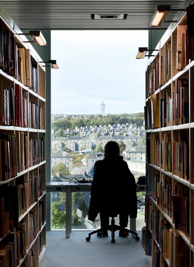 英国Aberdeen大学图书馆新馆