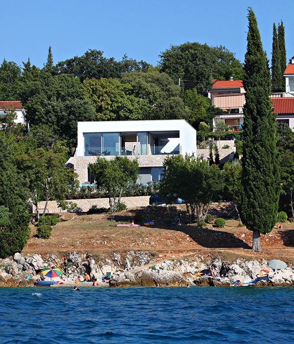 克罗地亚Krk岛漂亮的全景度假别墅