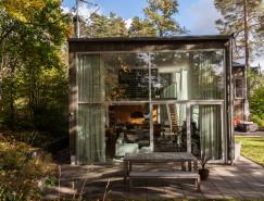 瑞典舒适雅致的林中木制别墅