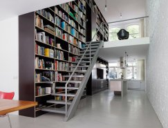 大胆的设计 超大的书架：鹿特丹三层垂直Loft